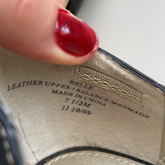 Liz Claiborne heels 👠 - Picture 6 of 6